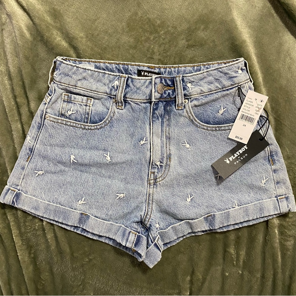 SOLD | Playboy Embroidered Mom Shorts, Size 24